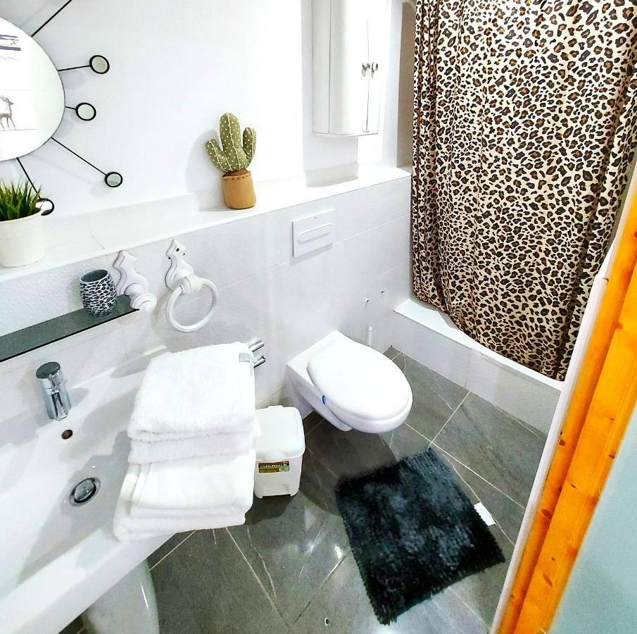Elegant 3 Bedrooms, Wifi Free أذيخي المظهر الخارجي الصورة